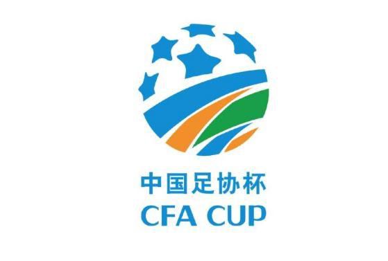 关于卢宁今天的表现他做得很好，表现出了自信和安全感。